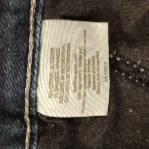 NWOT Decree Denim Shorts Size 19 - Picture 7 of 8